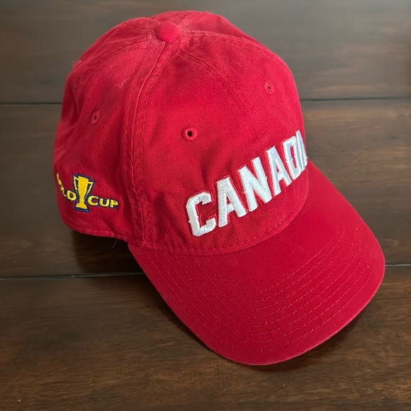9Twenty Canada Gold Cup Cap Hockey Red - Picture 6 of 10